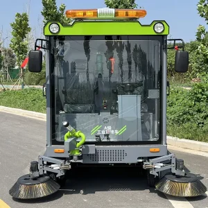 Automatic Battery-Powered Electric Ride-On Concrete Road Sweeper