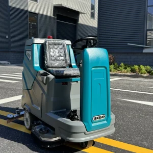 Automatic Ride-On Floor Sweeper Scrubber