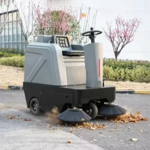 Battery-Powered Ride-On Sweeper for Business Park Roads, Outdoor Leaf Collection and Fine Dust Cleaning