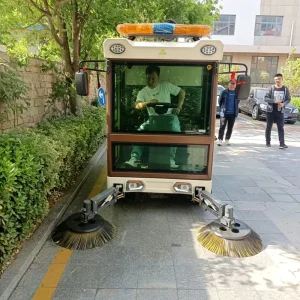 Battery-Powered Rotary Brush Industrial Electric Road and Floor Sweeper