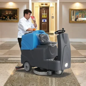CE Certified Commercial Ride-On Floor Scrubber