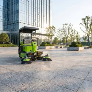 Commercial Ride-On Street Sweeper Vacuum Cleaning Machine with Large-Capacity Dust Hopper