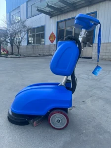 Commercial Walk-Behind and Ride-On Automatic Floor Scrubber Dryer