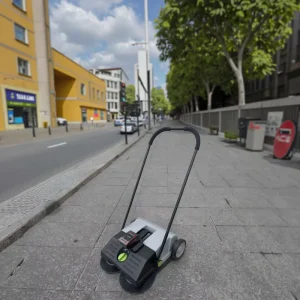 Cordless Sweeper for Football Fields
