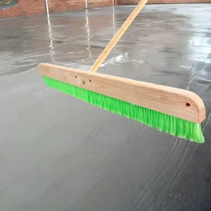 Factory Direct 18 24 36 Inch Green Soft Cement Broom Handle with Mounting Threads for Concrete Floor Cleaning
