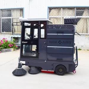 Factory Price New Electric Ride On Street Sweeper with Fog Cannon Water Spray System CE Approved Battery Powered High Efficiency