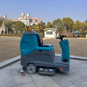Factory Price YF-X9 Ride-On Floor Sweeper Scrubber with 900mm Sweeping Width