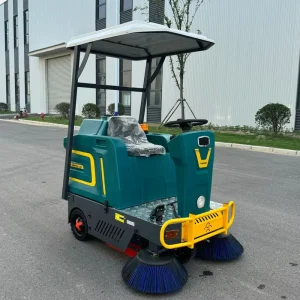 Five-Brush Ride-On Floor Sweeper for Warehouses, Parks, and Streets