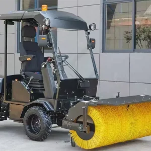 Gasoline Road Snow Sweeper Vehicle with Snowplow
