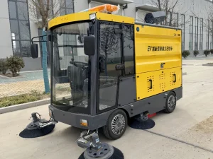 Industrial Back Bucket Ride on Sweeper Battery Powered Street Floor Cleaning Equipment for Factory Warehouse