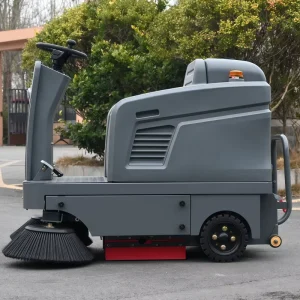 Industrial Ride-On Floor Sweeper for Leaves, Dust and Debris