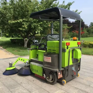 Multi-Function Electric Road Sweeper Machine Ride-On Vacuum Sweeper with Water Spray Dust Control System 48V Powered