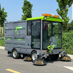Multifunctional Electric Cleaning Vehicle with Garbage Collection for Parking Lot Operation