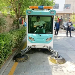 Multifunctional Floor Scrubber Dryer Sweeper Machine Industrial Electric Road Floor Cleaning Equipment