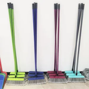 Plastic Broom Head with Wooden Handle and Soft Bristles