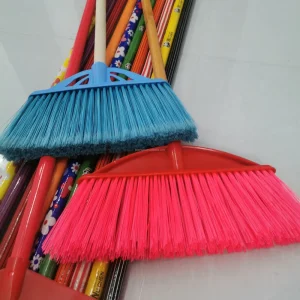 Plastic Cleaning Broom with Wood Broomstick for Household and Commercial Use