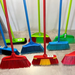 Plastic Soft Sweeping Brush Broom Set with Wooden Broom Stick Home Broom and Dustpan Set for Outdoor Use