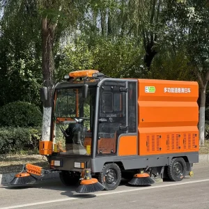 Ride-On Electric Battery Road Vacuum Sweeper Machine
