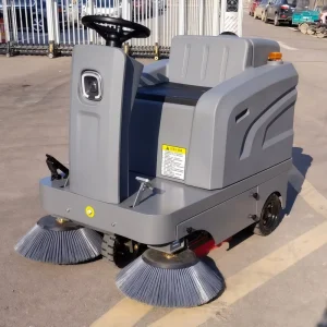 Ride-On Electric Floor Sweeper for Parking Lots with Dust Collector