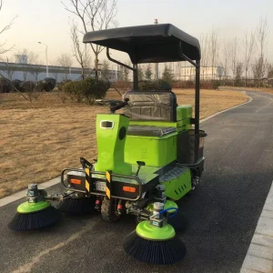 Ride on Road Sweeper Machine 1800mm Cleaning Width Industrial Floor Sweeper for Park School Community Cleaning