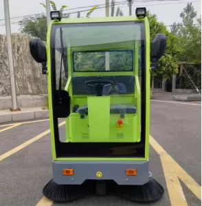 S1400P Battery powered Ride on Floor Sweeper for Outdoor and Yard Maintenance Sweeping and Dust Removal