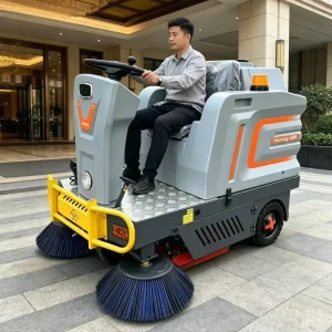 SP-1300 Sweeper Machine 8000-10000 sqm per Hour for Industrial Applications