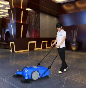 Unpowered Manual Road Floor Sweeper with 45L Capacity, 700mm Cleaning Width, and RoHS Certification