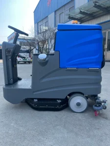 Water-Recycling Ride-On Industrial Floor Scrubber for Airports and Aerospace Hangars